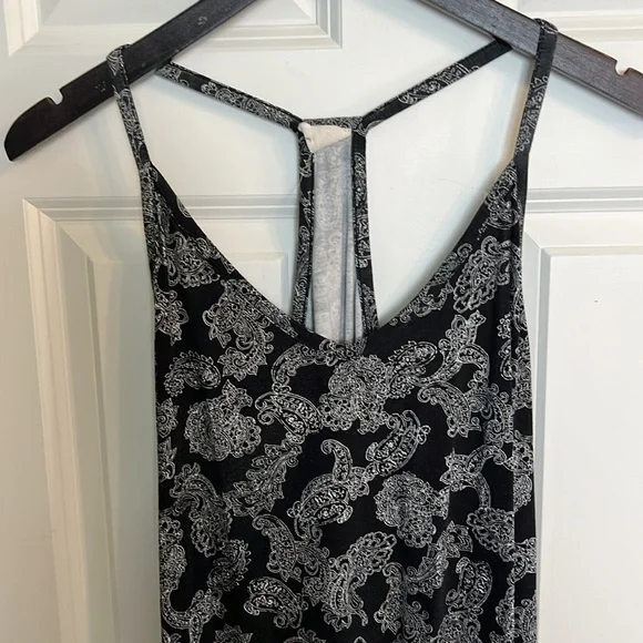 Paisley Racer Back Tank Top - Picture 2 of 10